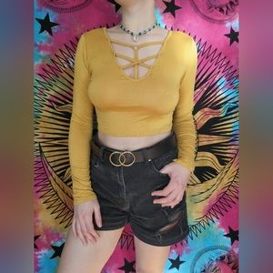 STREETWEAR SOCIETY - Fancy Long Sleeve Crop Top